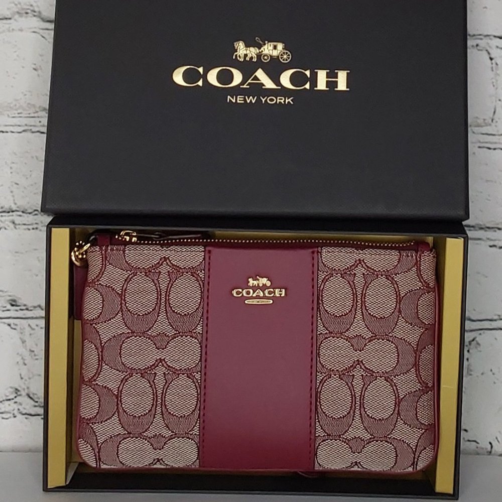 'COACH' WRISTLET SIGNATURE CANVAS LEATHER STRIPE CENTER BOXED GIFT SET MERLO